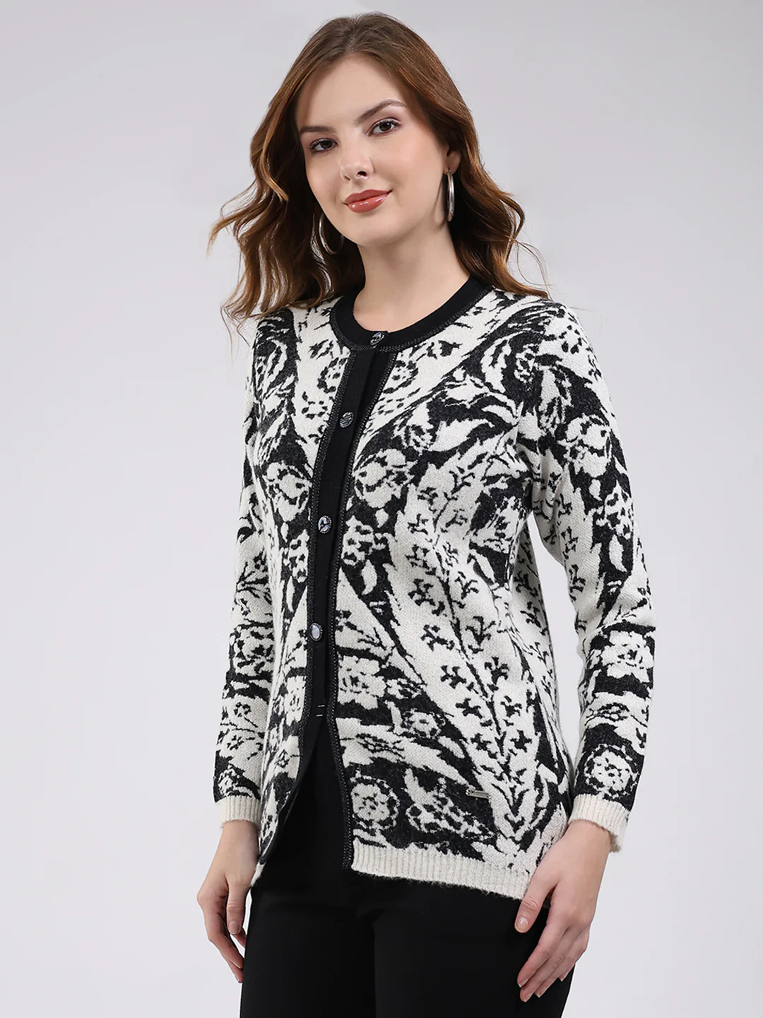 Women Off White Printed Round Neck Full Sleeve Cardigan - Image 3