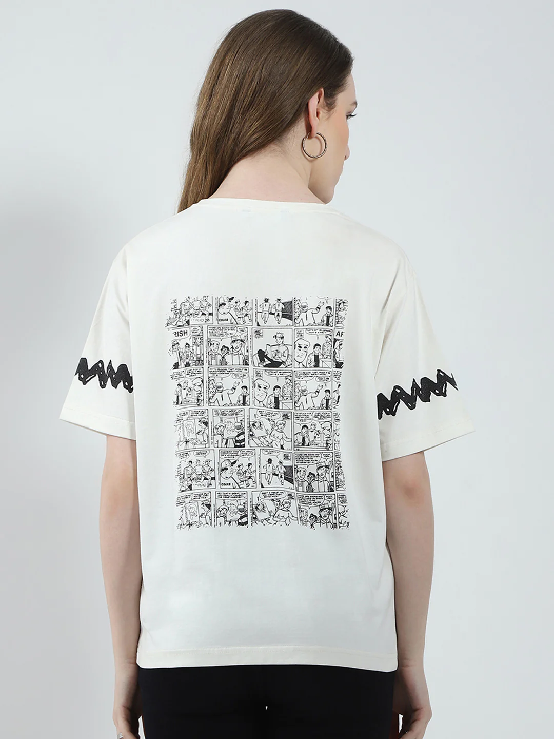 Women Off White Printed Round Neck Half Sleeve Top - Image 5