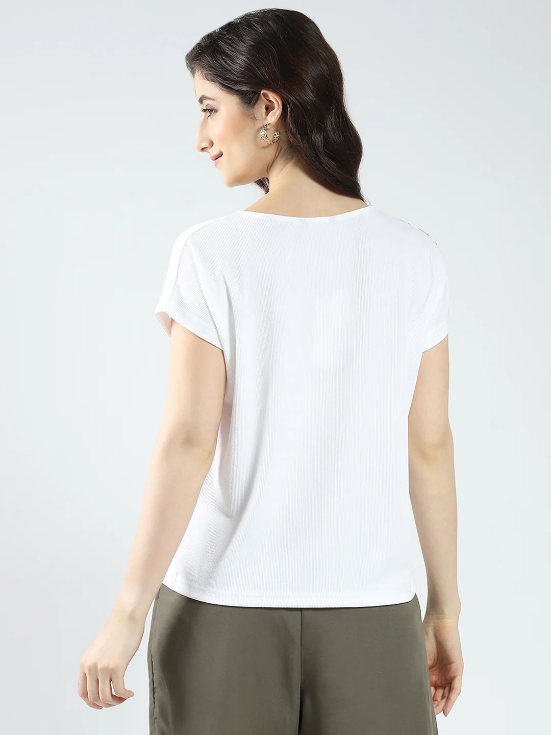 Women Off White Printed Round Neck Half Sleeve Top - Image 6