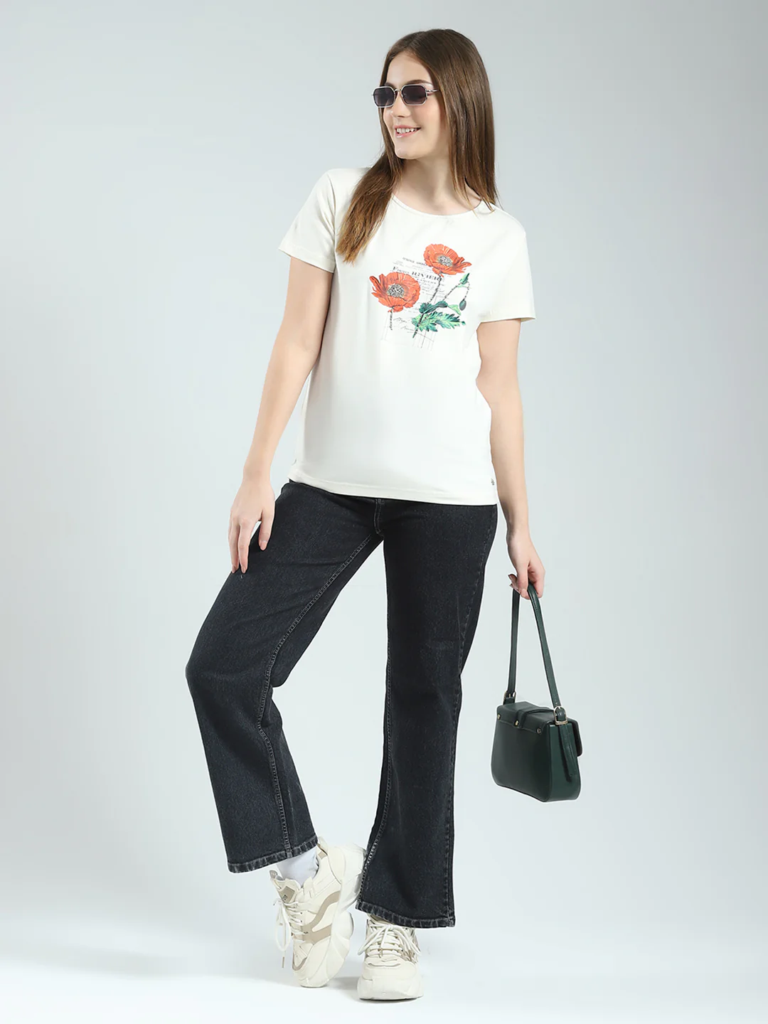 Women Off White Printed Round Neck Half Sleeve Top - Image 2