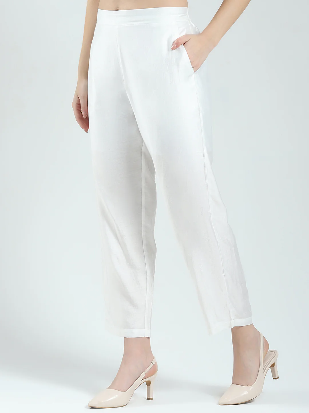 Women Off White Printed Round Neck Sleeveless 3 Pcs Cords Set - Image 9