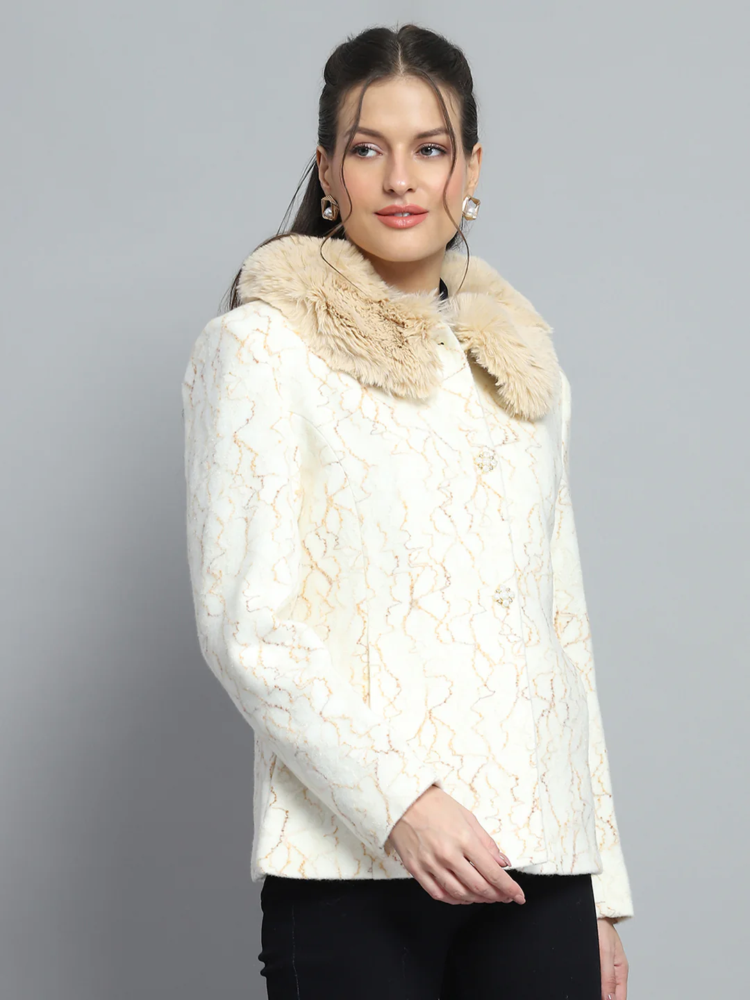 Women Off White Self Design Collar Full Sleeve Coat - Image 4