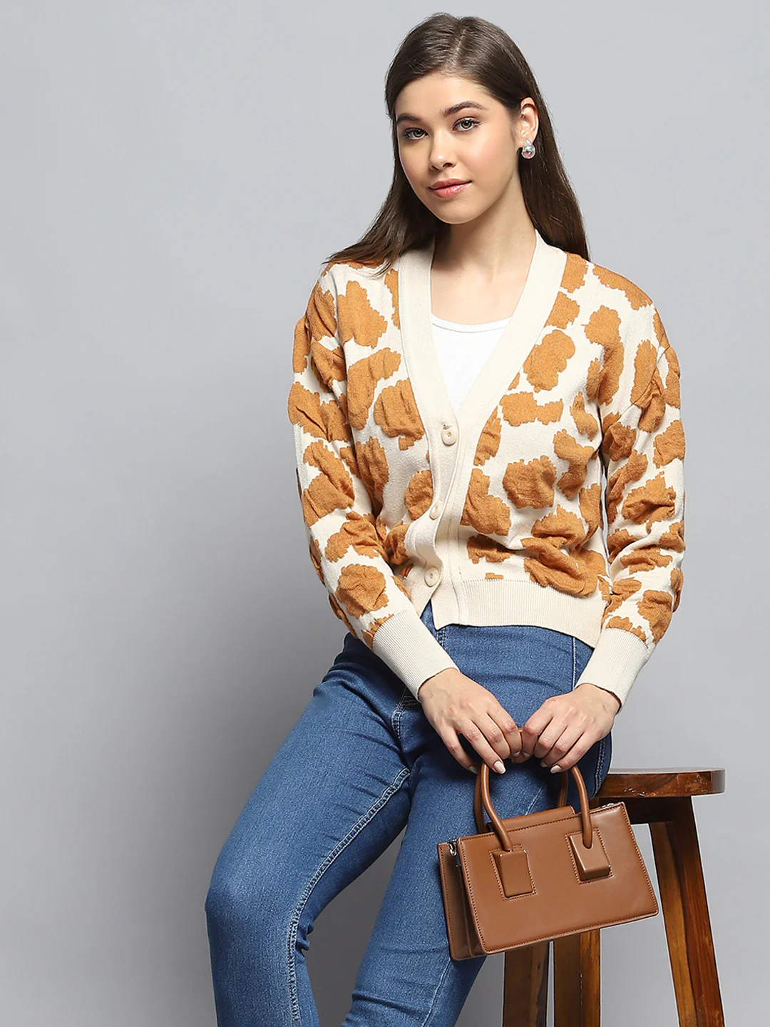 Women Off White Self Design V Neck Full Sleeve Cardigan - Image 6