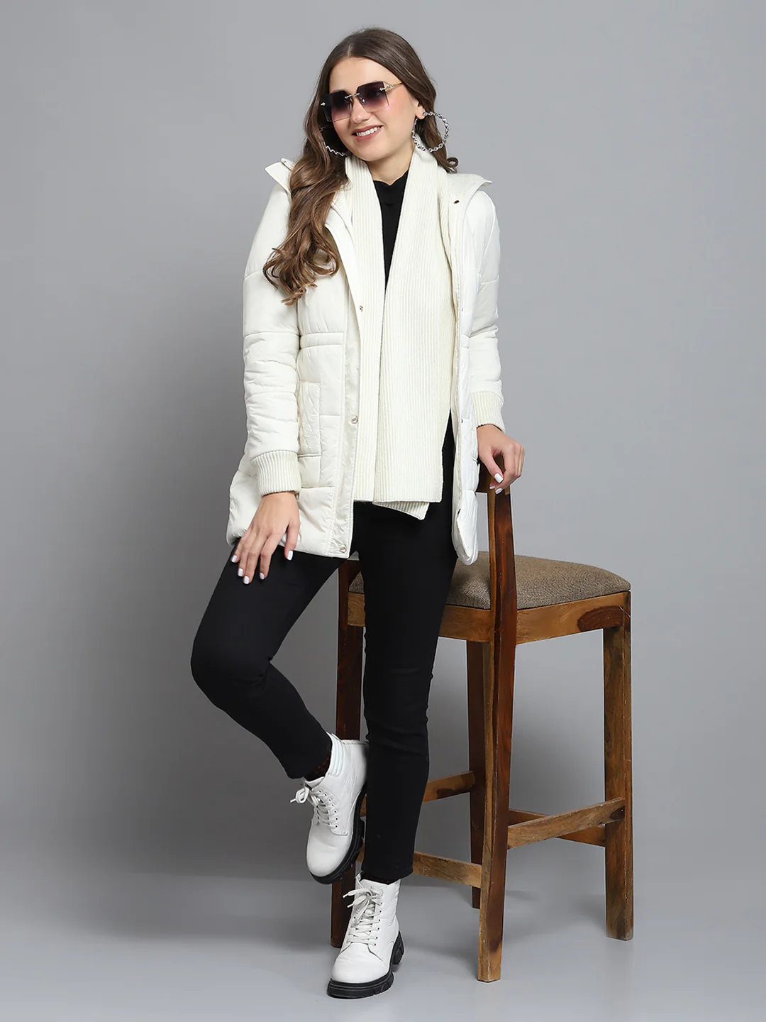 Women Off White Solid Collar Full Sleeve Jacket - Image 2