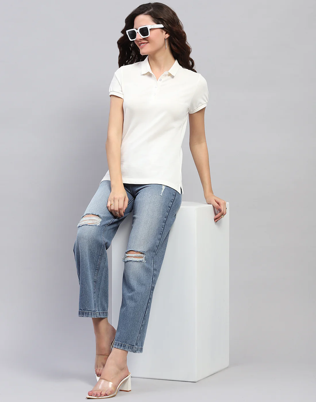 Women Off White Solid Collar Half Sleeve T-Shirt - Image 2
