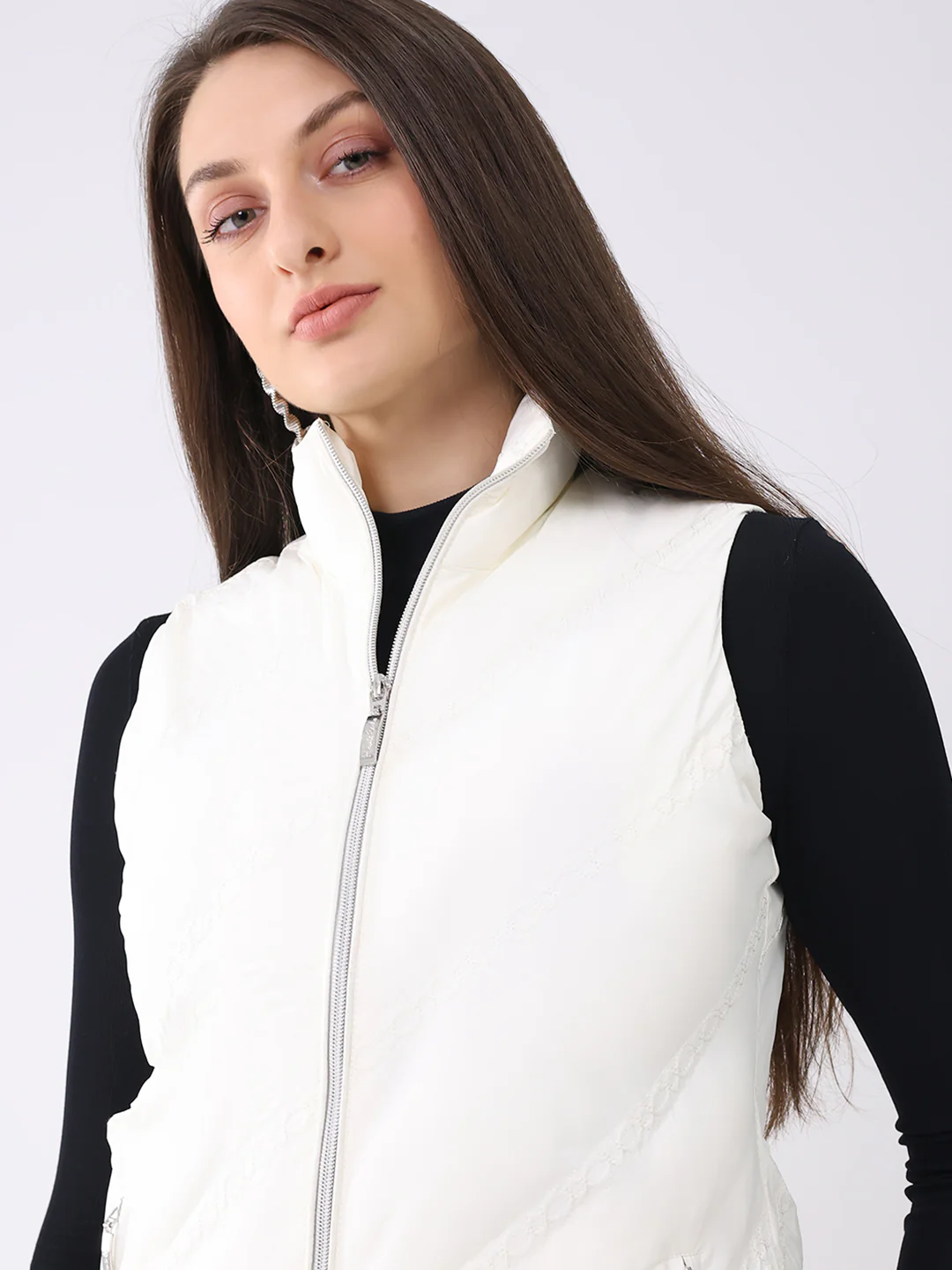 Women Off White Solid Collar Sleeveless Jacket - Image 6