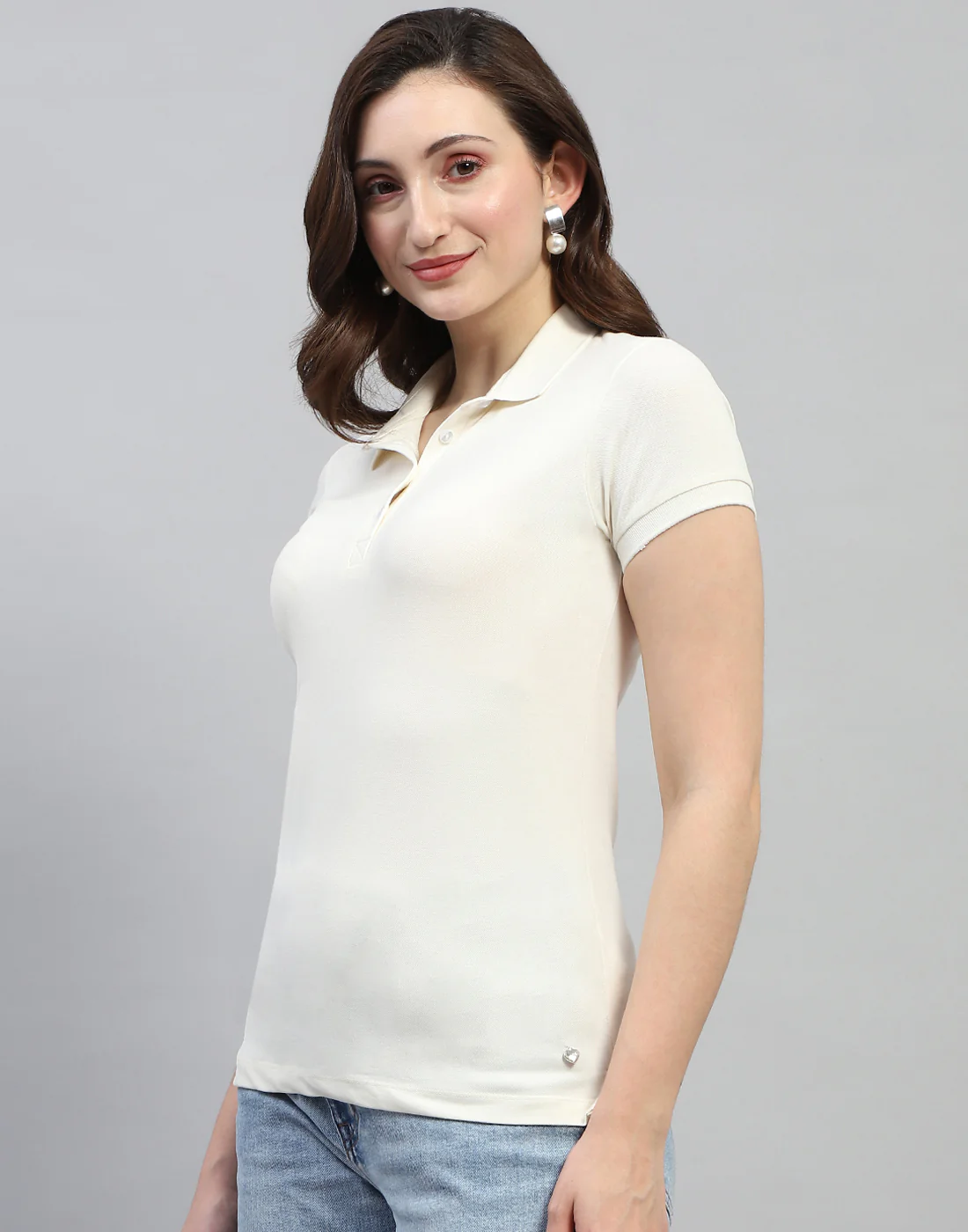 Women Off White Solid Polo Collar Half Sleeve T Shirt - Image 3