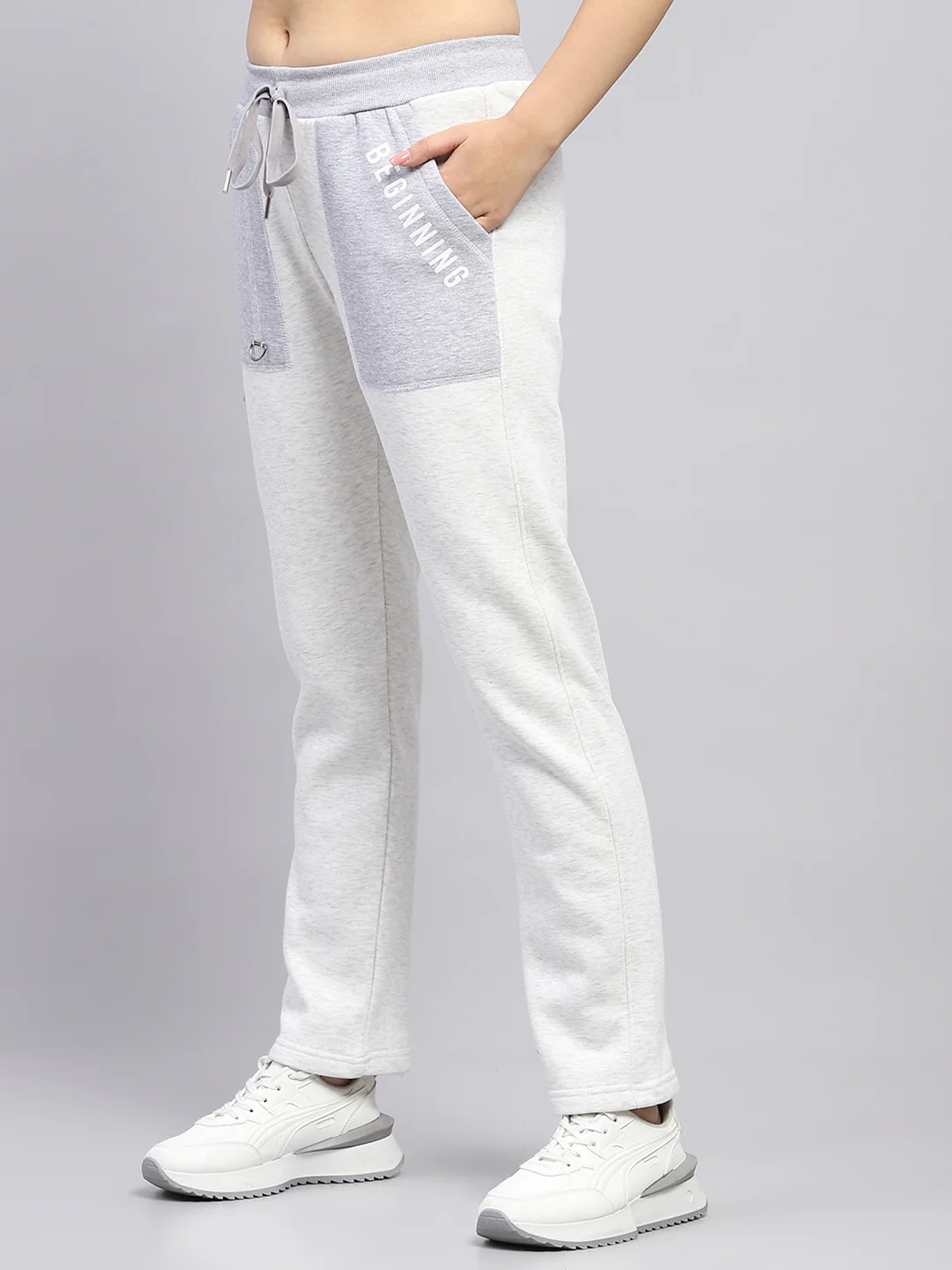 Women Off White Solid Regular Fit Lower - Image 3