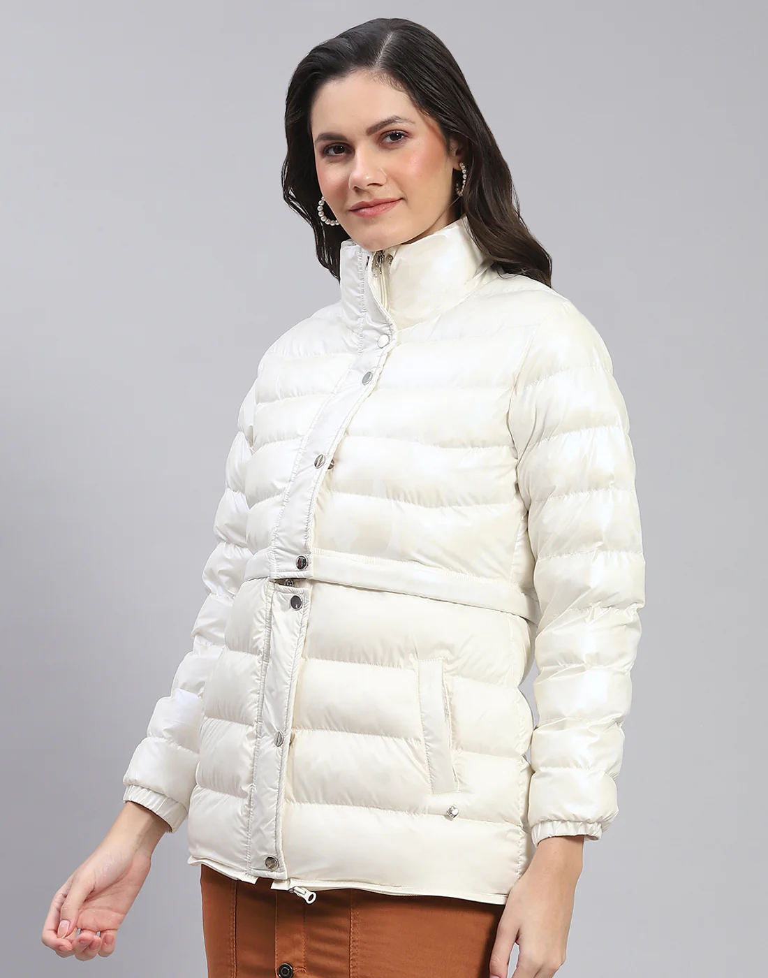 Women Off White Solid Stand Collar Full Sleeve Jacket - Image 5