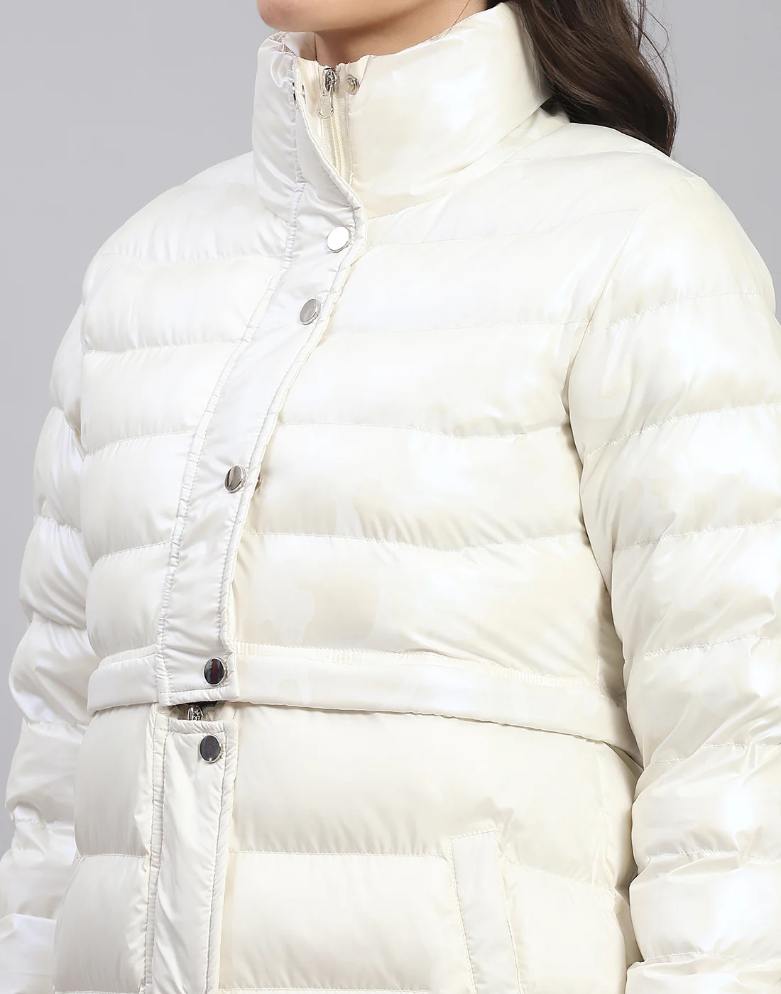 Women Off White Solid Stand Collar Full Sleeve Jacket - Image 9