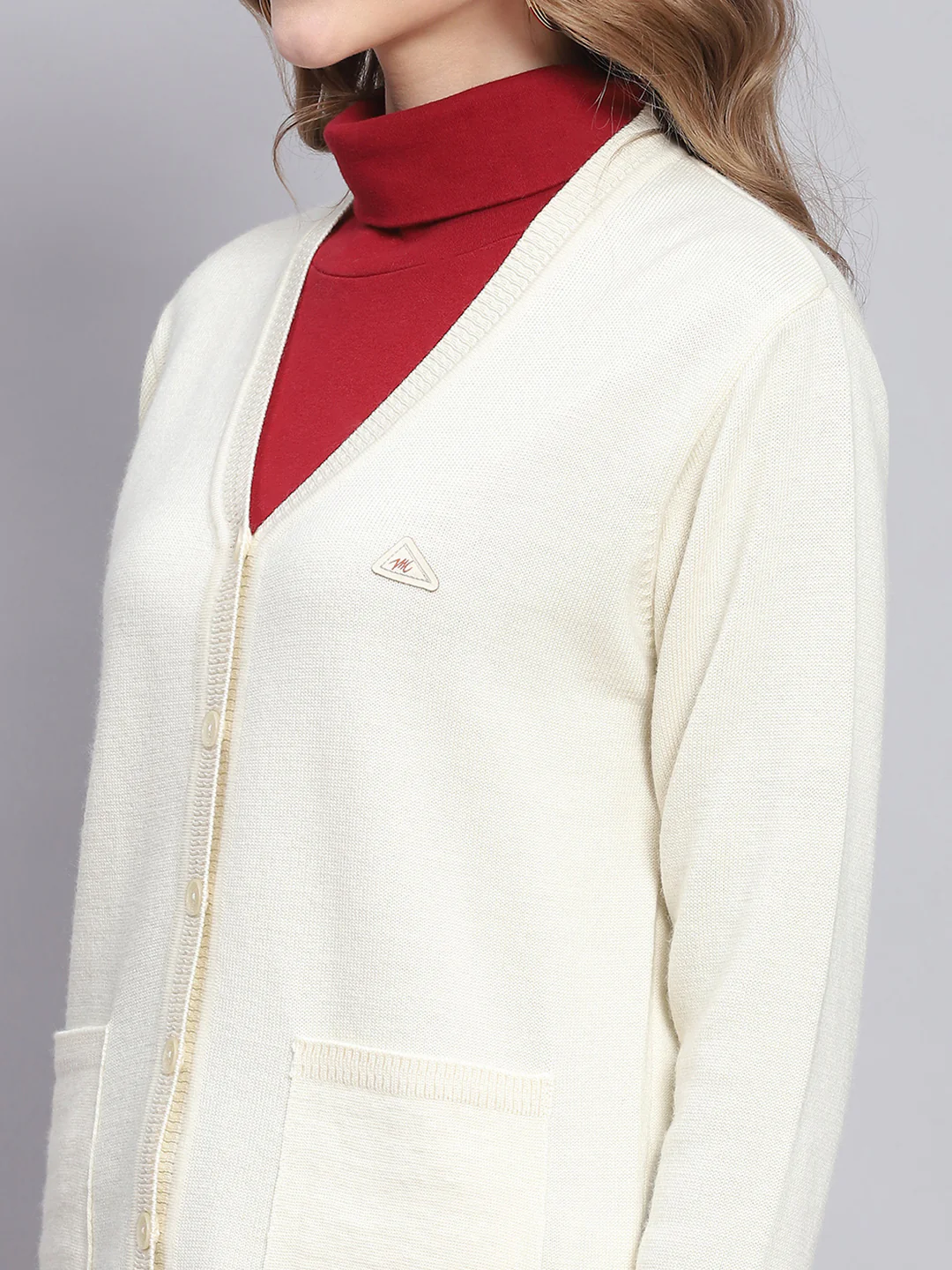Women Off White Solid V Neck Full Sleeve Cardigans - Image 6
