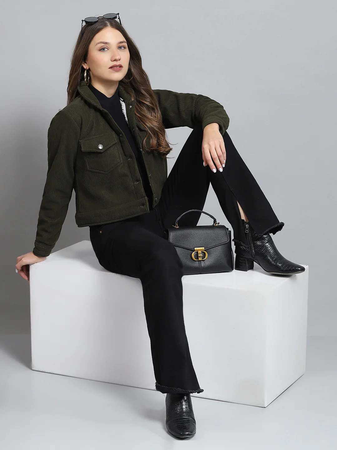 Rock.it Women Olive Solid Collar Full Sleeve Jacket - Image 2