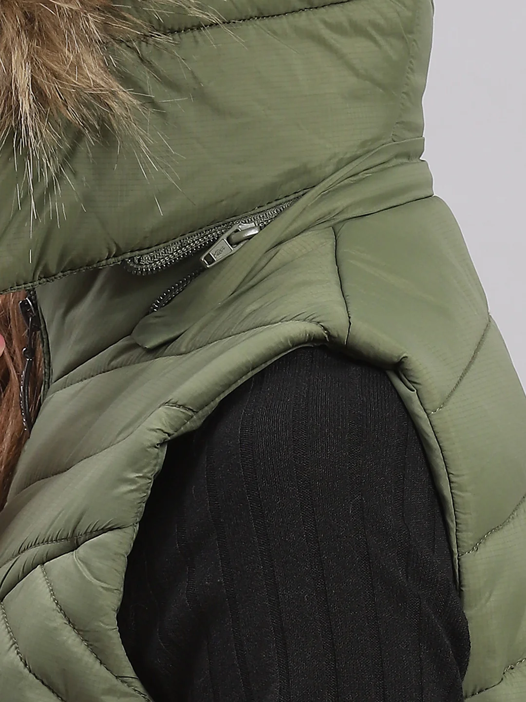 Women Olive Solid Hooded Sleeveless Jackets - Image 8