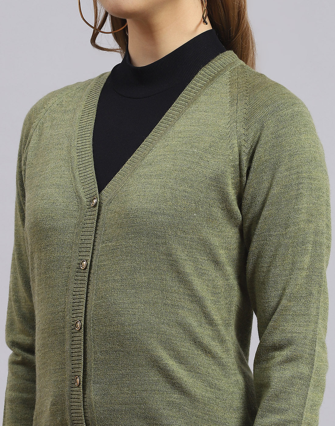 Women Olive Solid V Neck Full Sleeve Sweater - Image 6