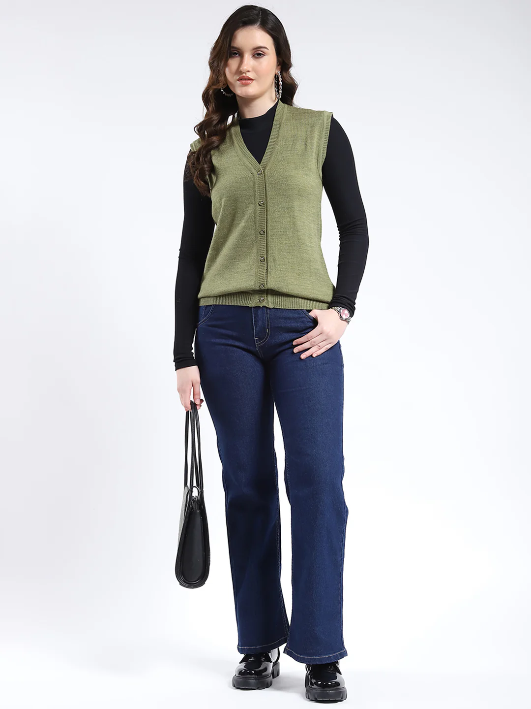 Women Olive Solid V Neck Sleeveless Cardigan - Image 2