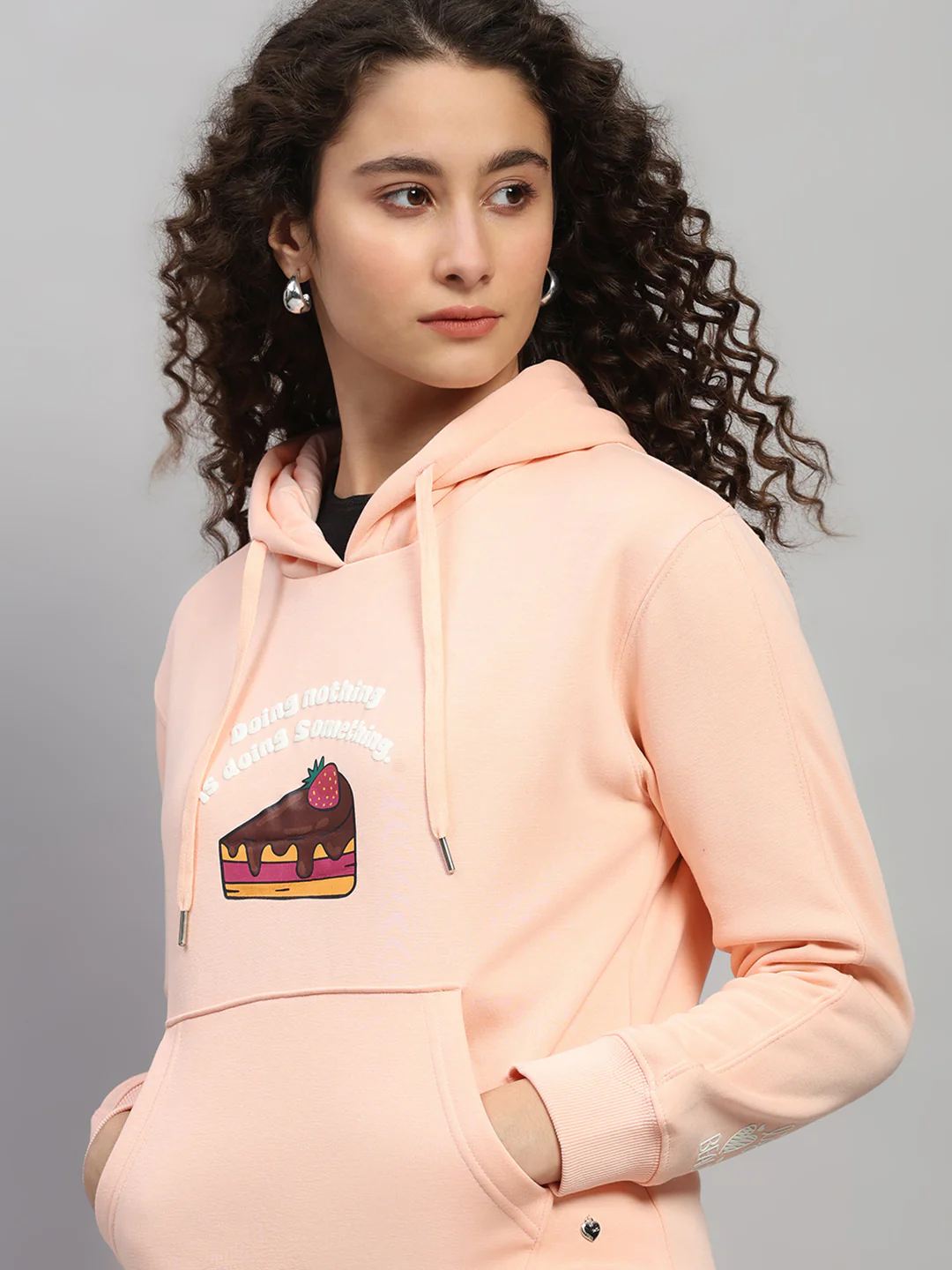 Women Peach Printed Hooded Full Sleeve Winter Tracksuit - Image 8