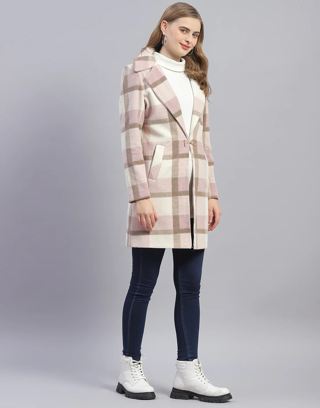 Women Pink Check Lapel Collar Full Sleeve Coat - Image 4
