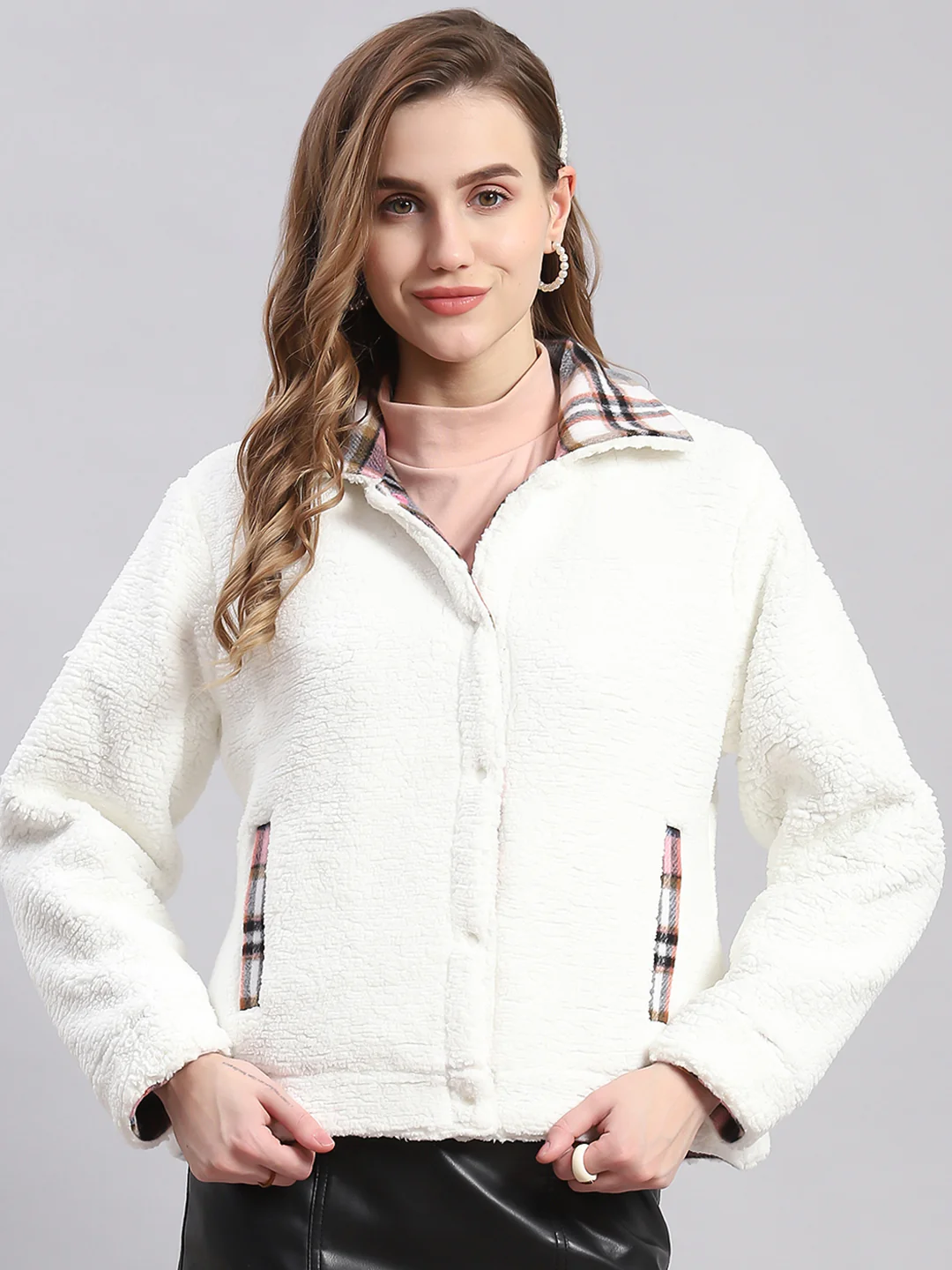Women Pink Check Spread Collar Full Sleeve Jackets - Image 4