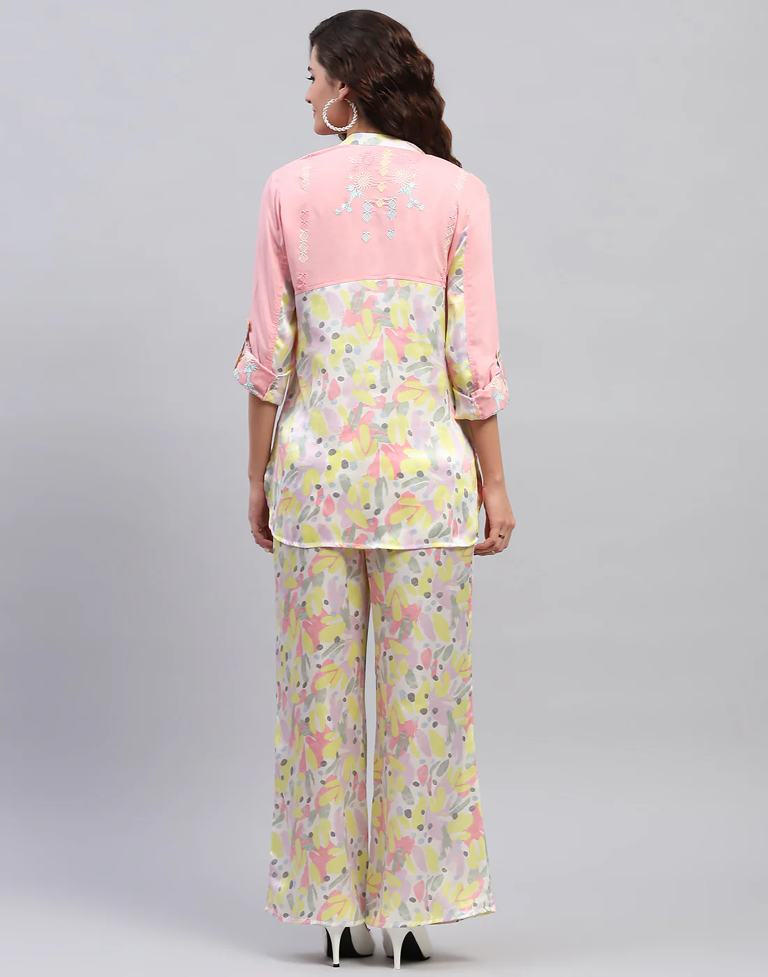 Women Pink Embroidered Front Open Full Sleeve Cords Set - Image 2