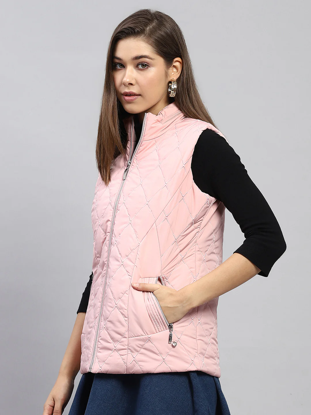 Women Pink Embroidered Mock Neck Sleeveless Jacket - Image 3
