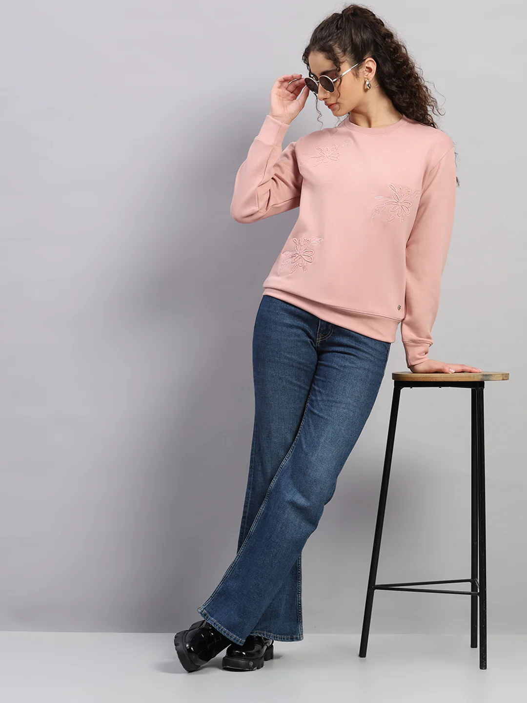 Women Pink Embroidered Round Neck Full Sleeve Sweatshirt - Image 2