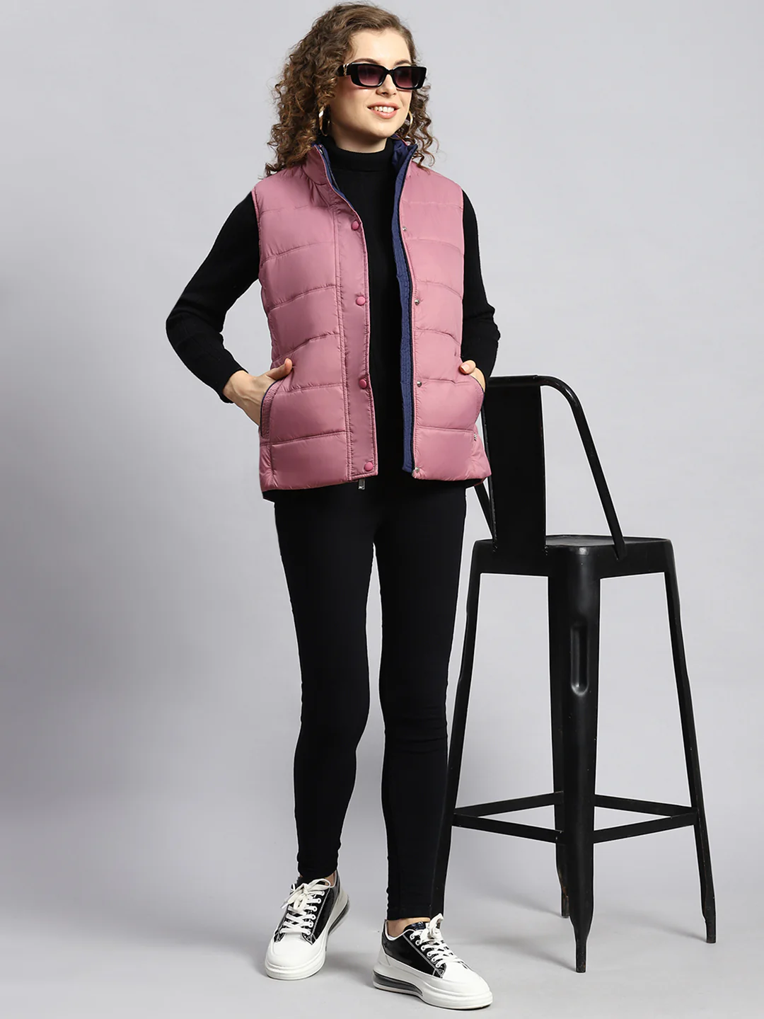 Women Pink Printed Jacket - Image 2