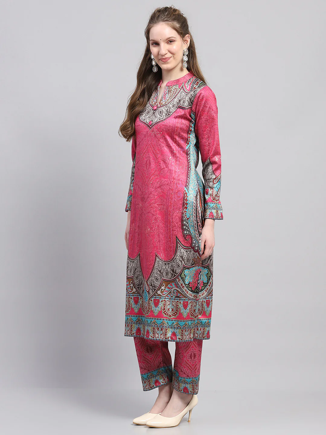 Women Pink Printed Round Neck Full Sleeve Kurti Set for Winter - Image 4