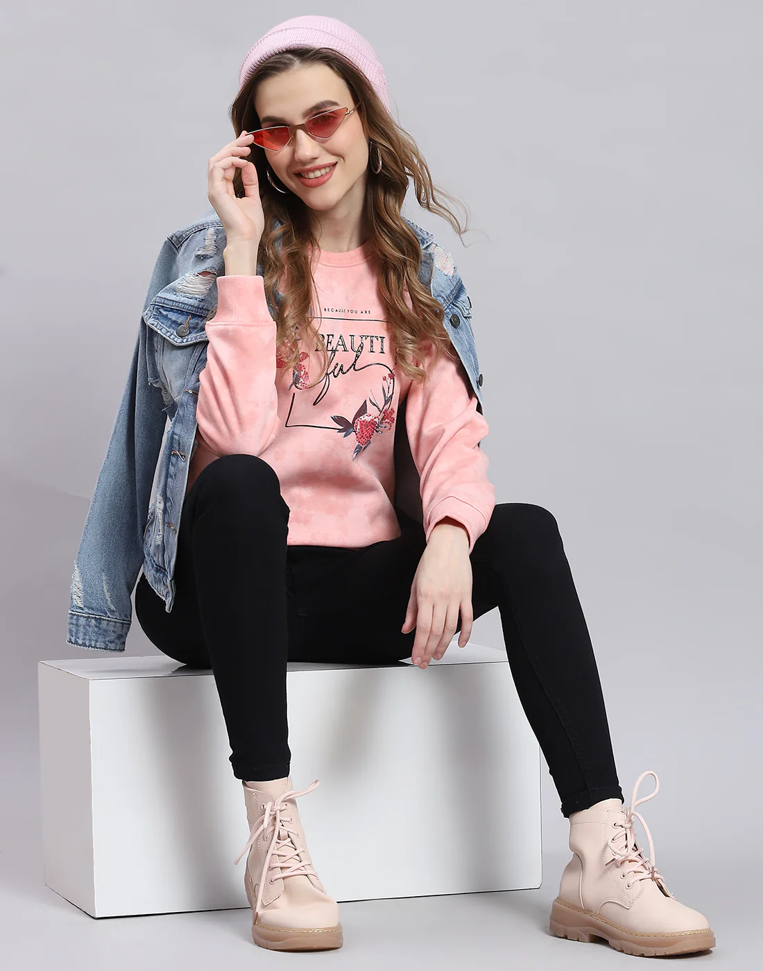 Women Pink Printed Round Neck Full Sleeve Sweatshirt - Image 2
