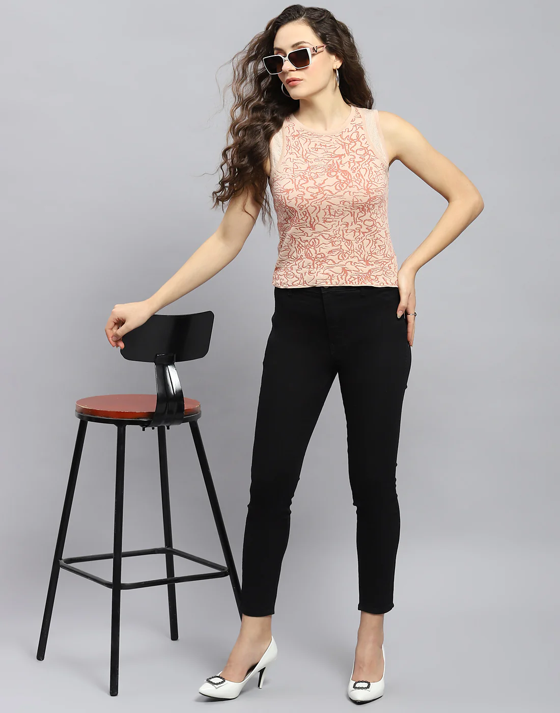 Women Pink Printed Round Neck Sleeveless Top - Image 3