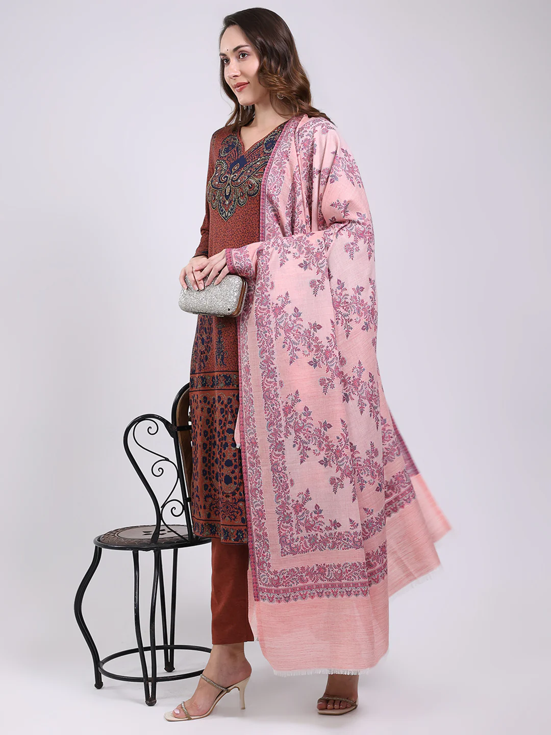 Women Pink Printed Wool Blend Shawl - Image 5