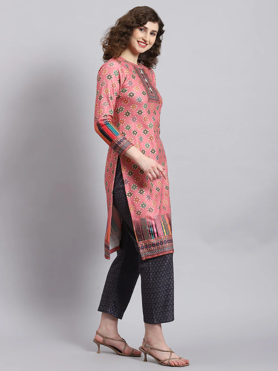 Women Pink Self Design Round Neck Full Sleeve Kurtis Set - Image 3