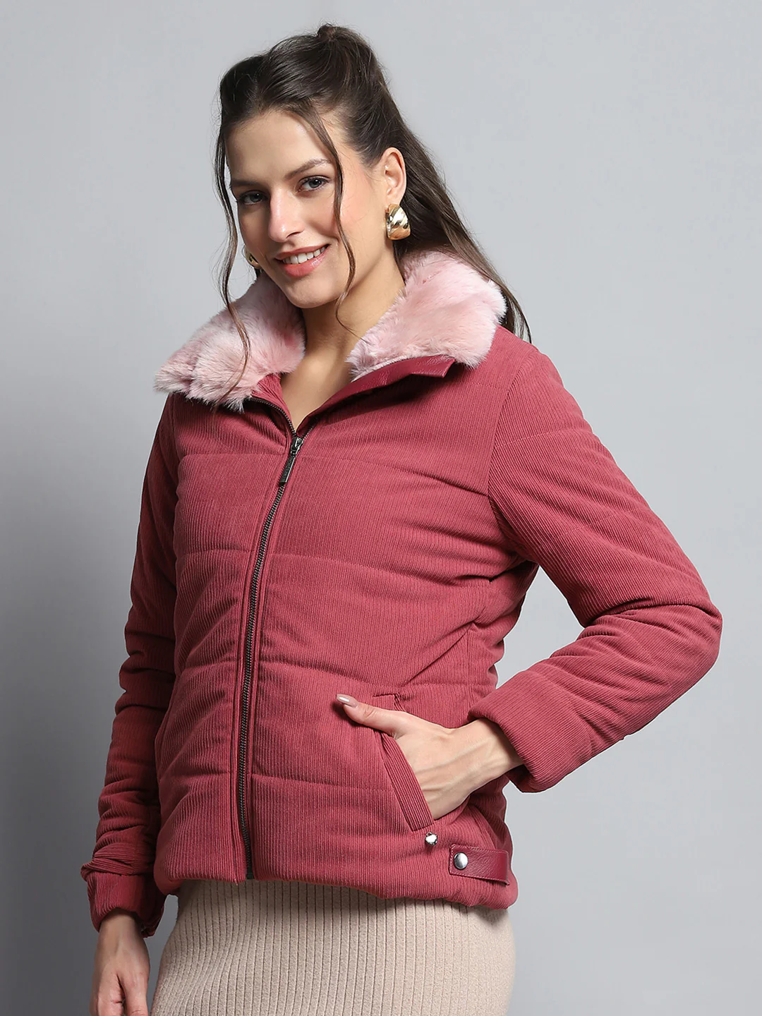 Women Pink Solid Collar Full Sleeve Jacket - Image 3