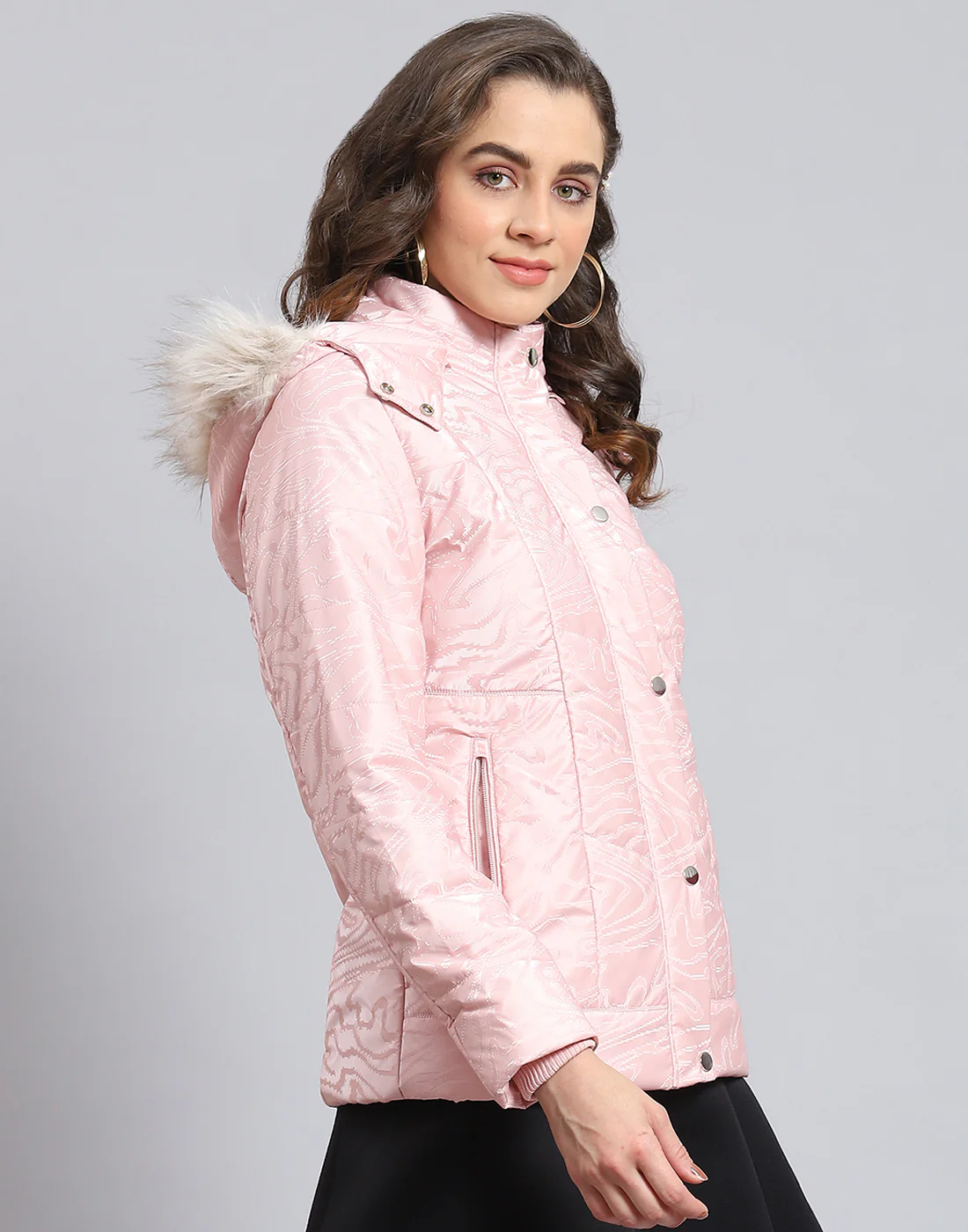 Women Pink Solid Hooded Full Sleeve Jacket - Image 6