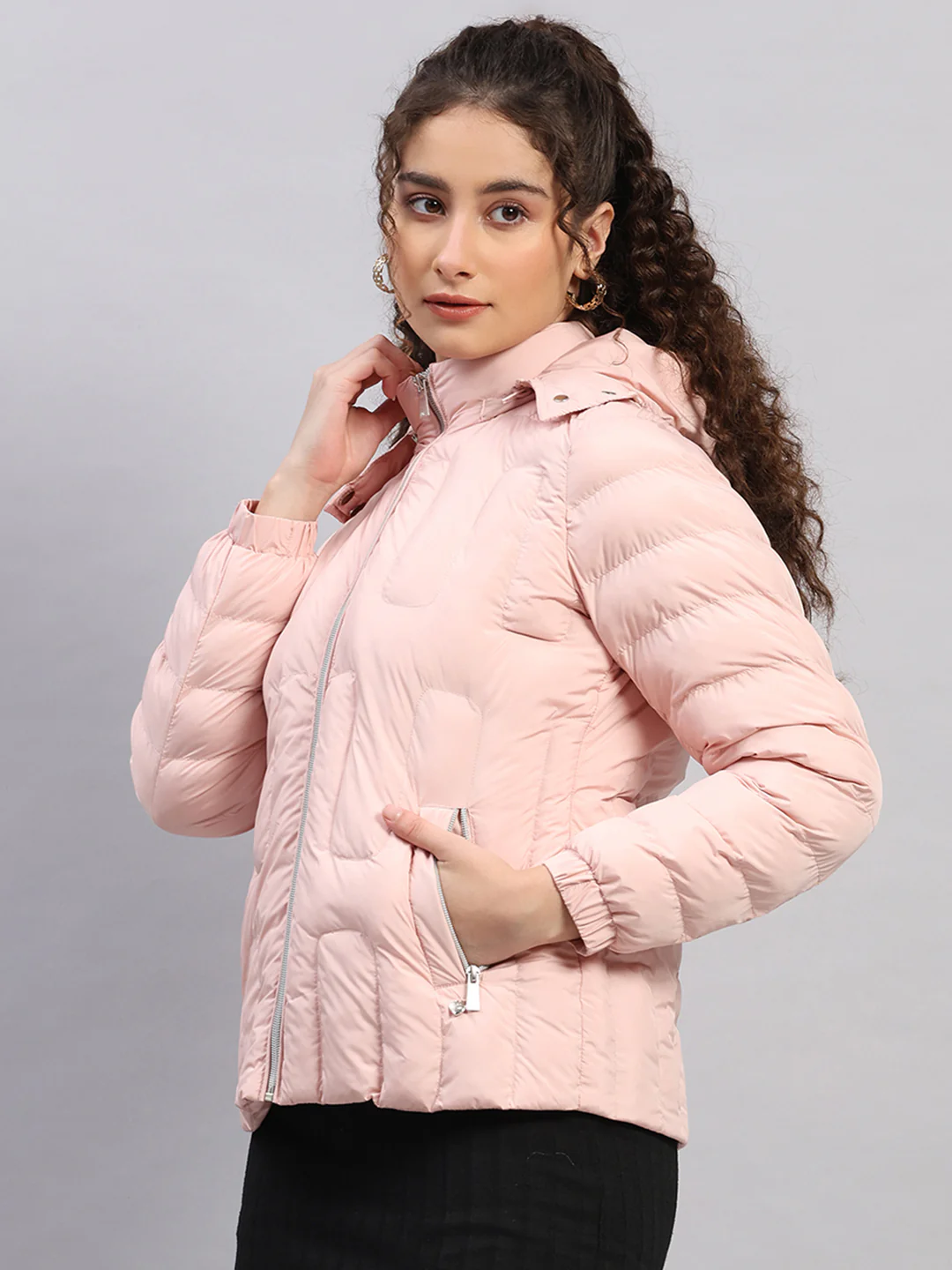 Women Pink Solid Hooded Full Sleeve Jacket - Image 3