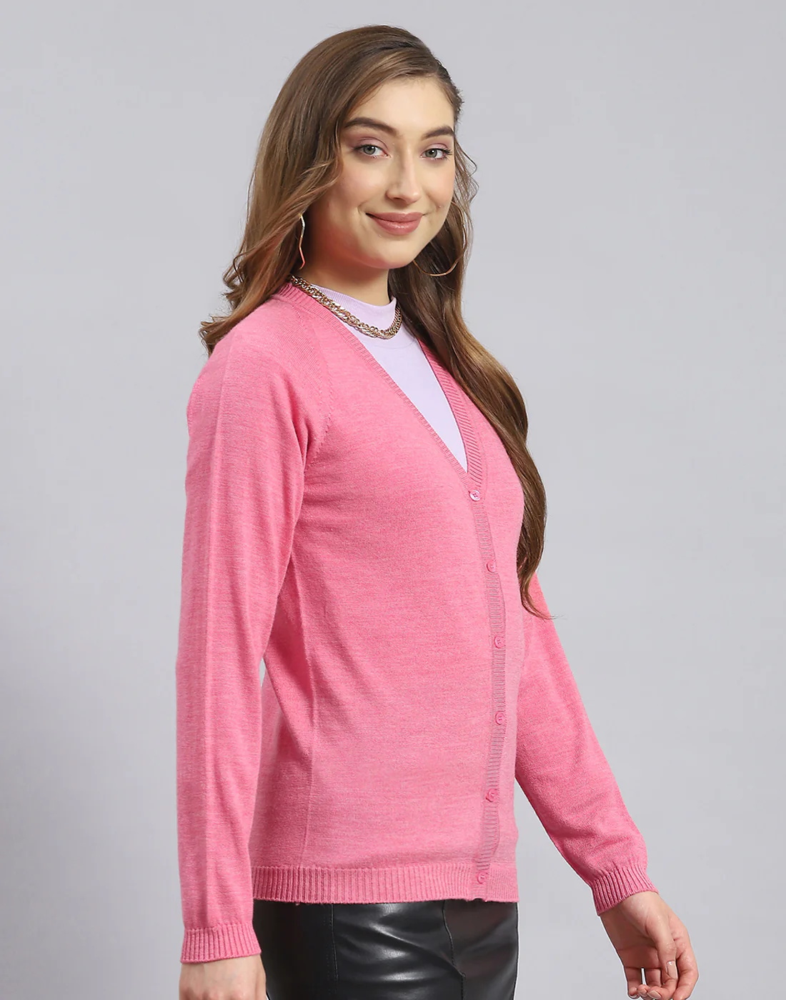 Women Pink Solid V Neck Full Sleeve Cardigan - Image 4