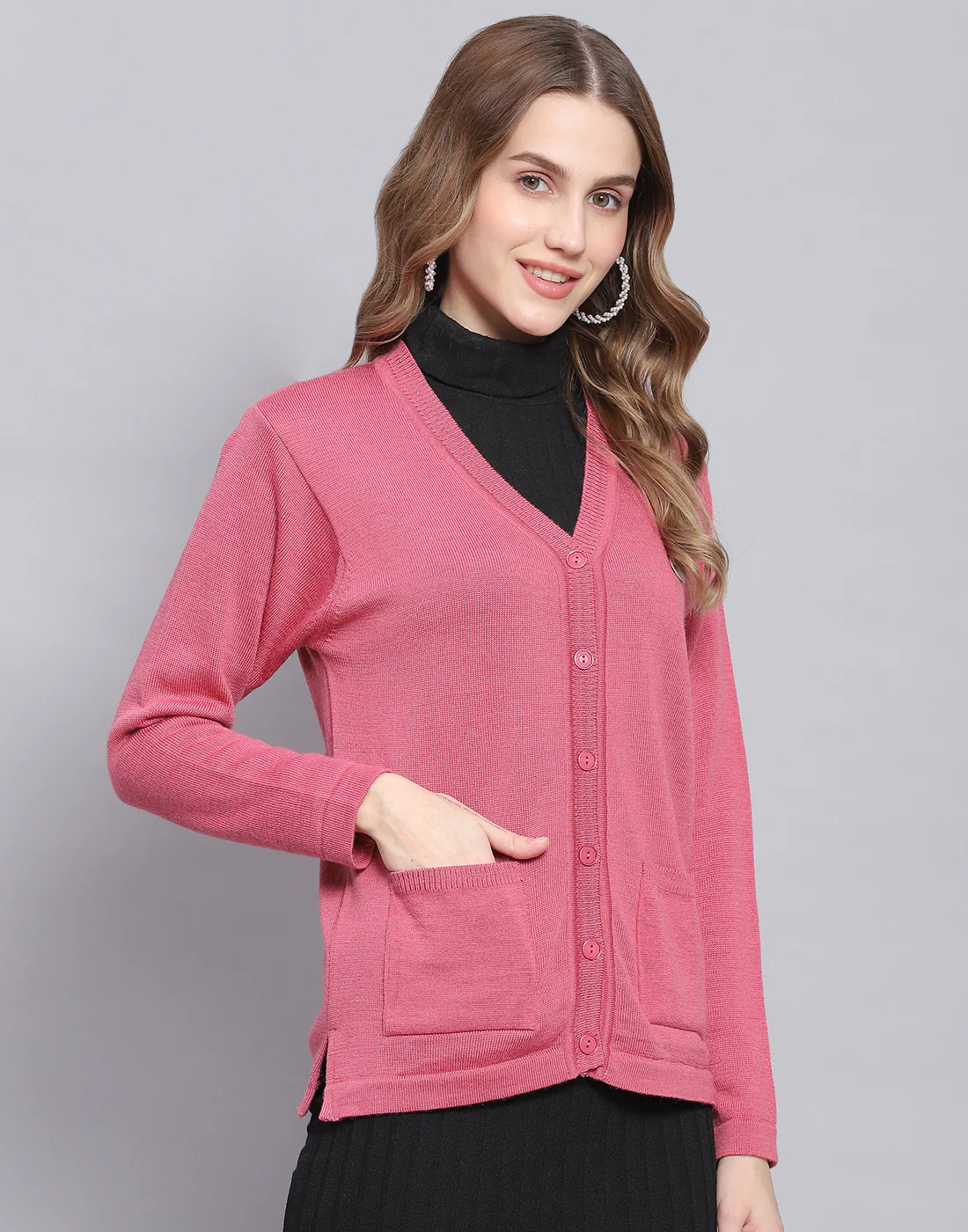 Women Pink Solid V Neck Full Sleeve Cardigan - Image 4