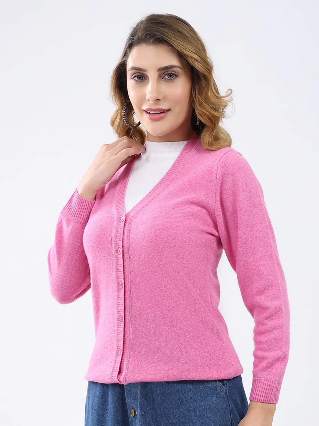 Women Pink Solid V Neck Full Sleeve Cardigan - Image 3