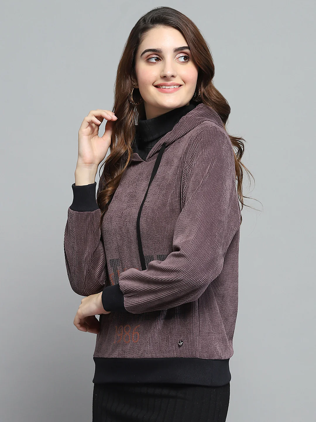 Women Purple Printed Hooded Full Sleeve Sweatshirt - Image 3