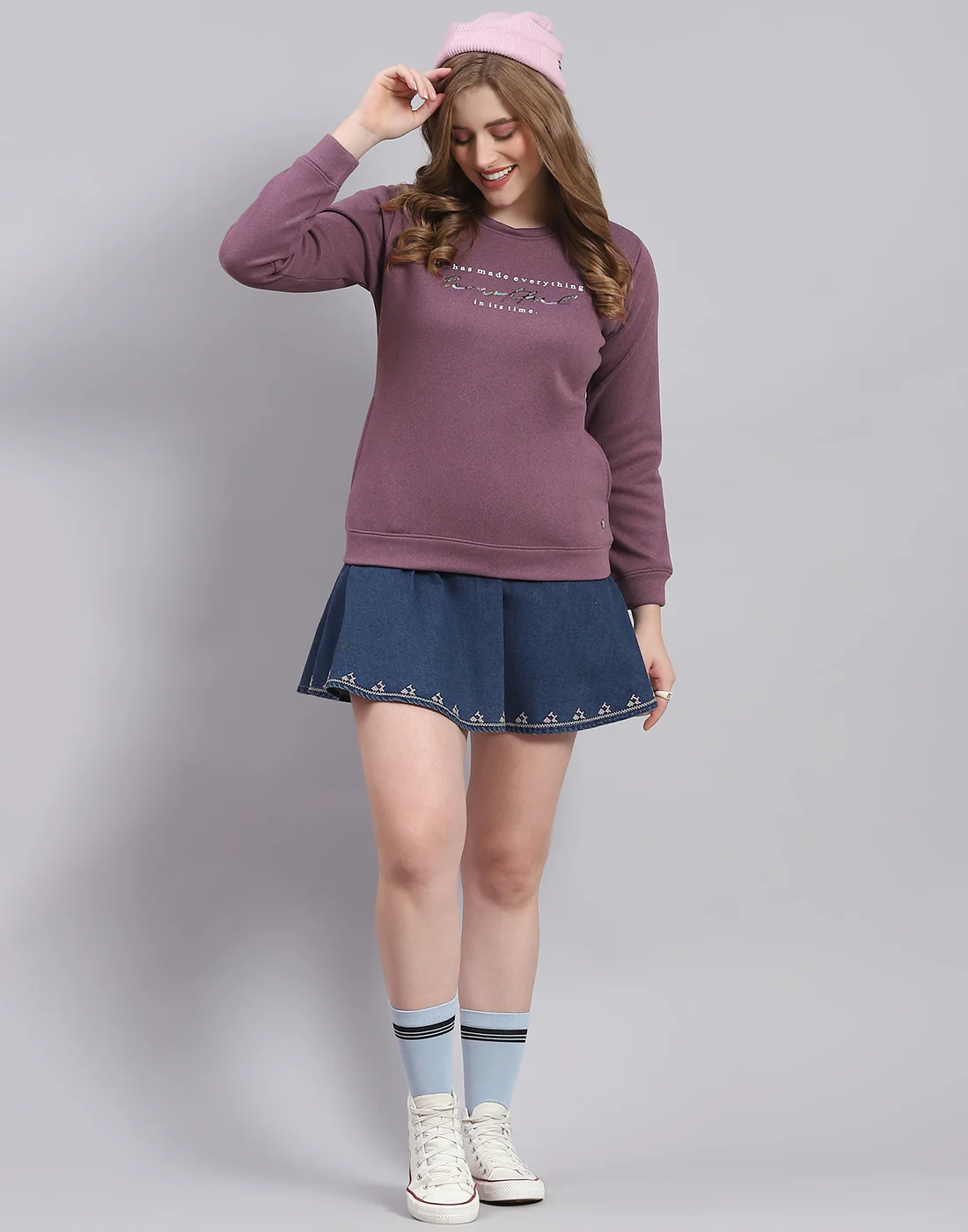 Women Purple Printed Round Neck Full Sleeve Sweatshirt - Image 2