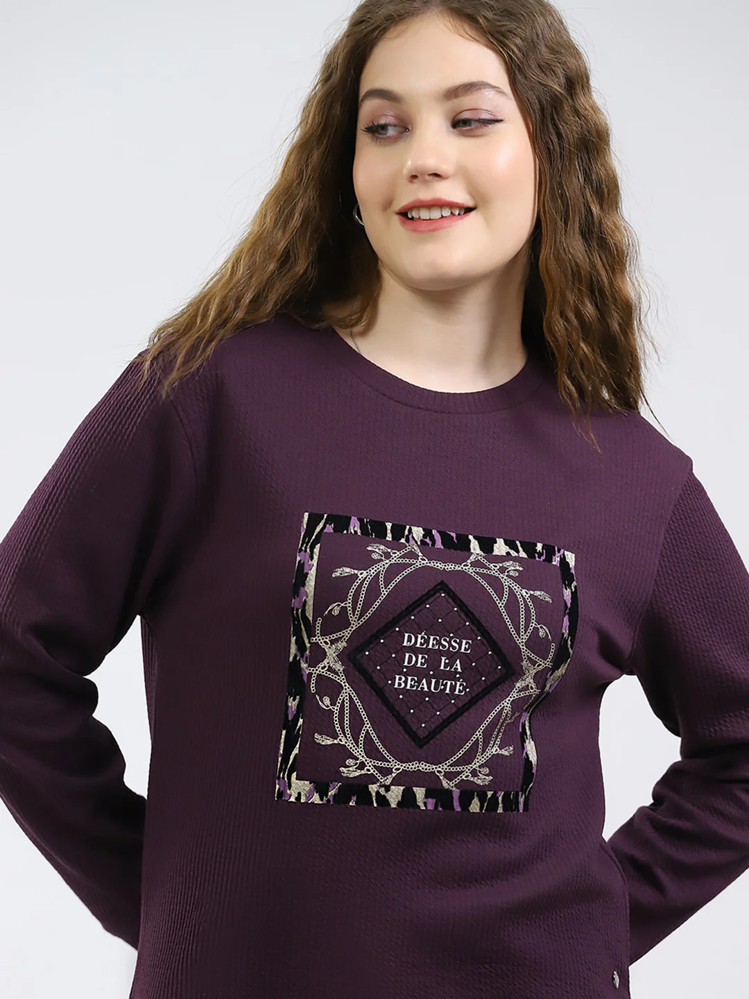 Women Purple Printed Round Neck Full Sleeve Winter Top - Image 6
