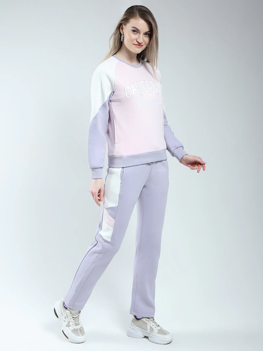 Women Purple Printed Round Neck Full Sleeve Winter Tracksuit - Image 4