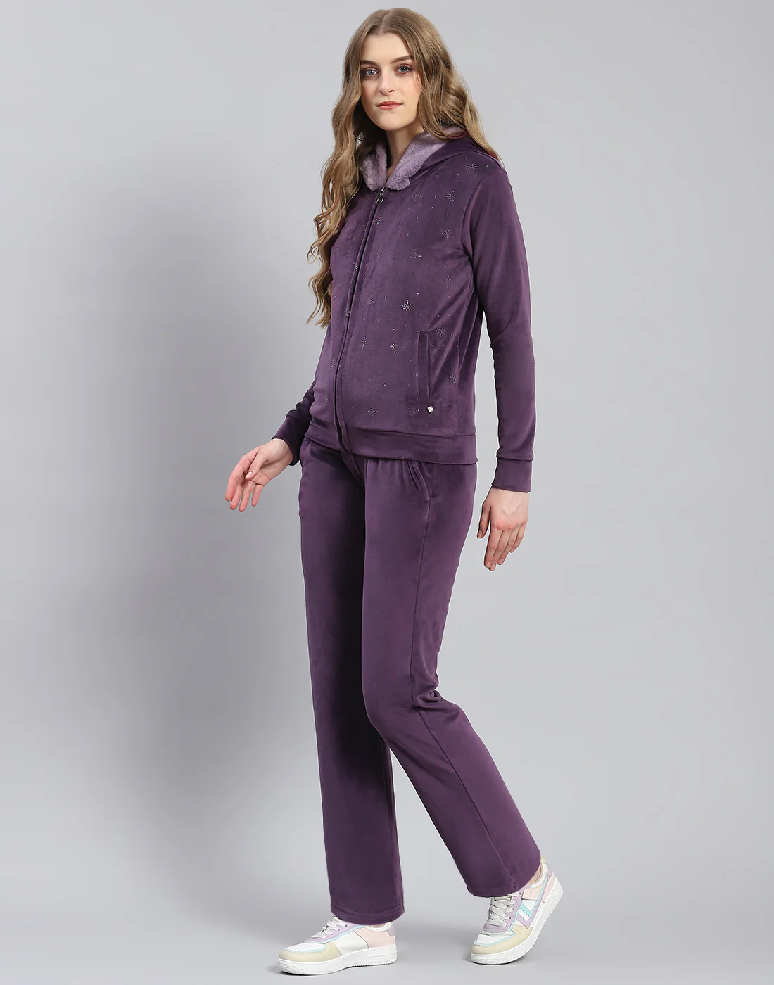 Women Purple Solid Hooded Full Sleeve Tracksuit - Image 3