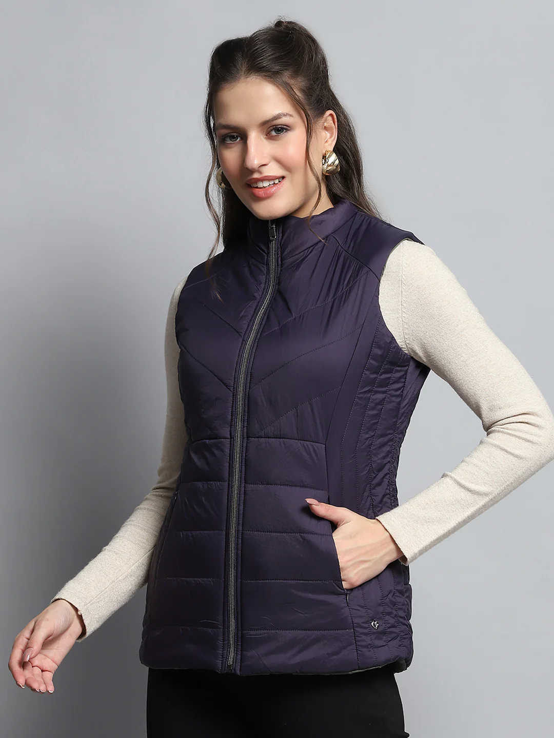 Women Purple Solid Mock Neck Sleeveless Reversible Jacket - Image 3