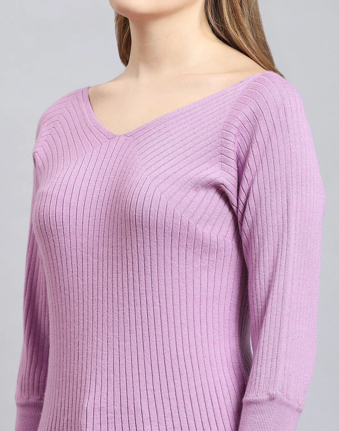 Women Purple Solid V Neck 3/4 Sleeve Top - Image 7