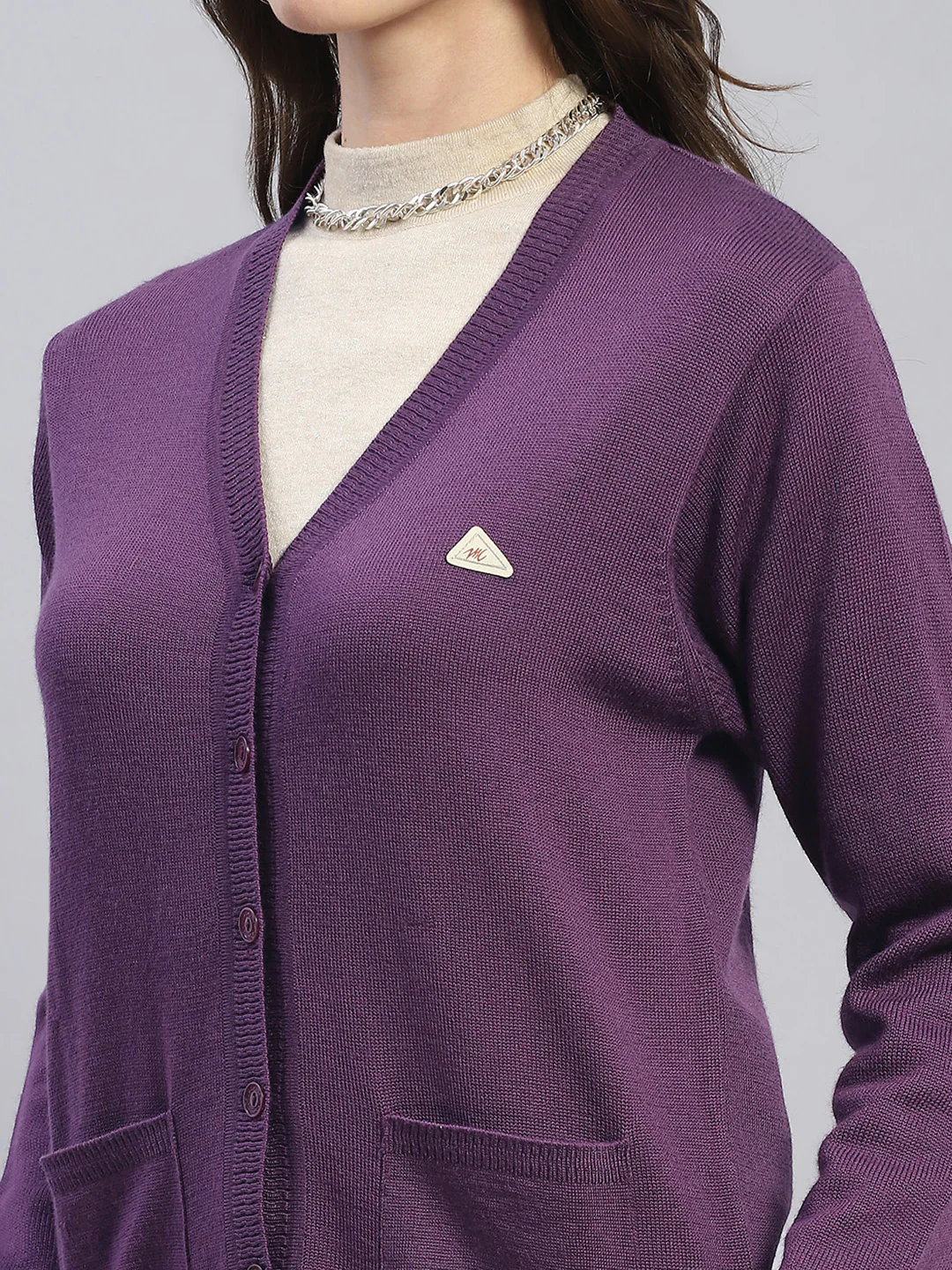 Women Purple Solid V Neck Full Sleeve Cardigan - Image 7