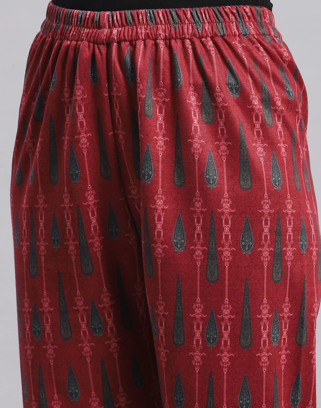 Women Red Embroidered Collar Full Sleeve Cords Set - Image 8