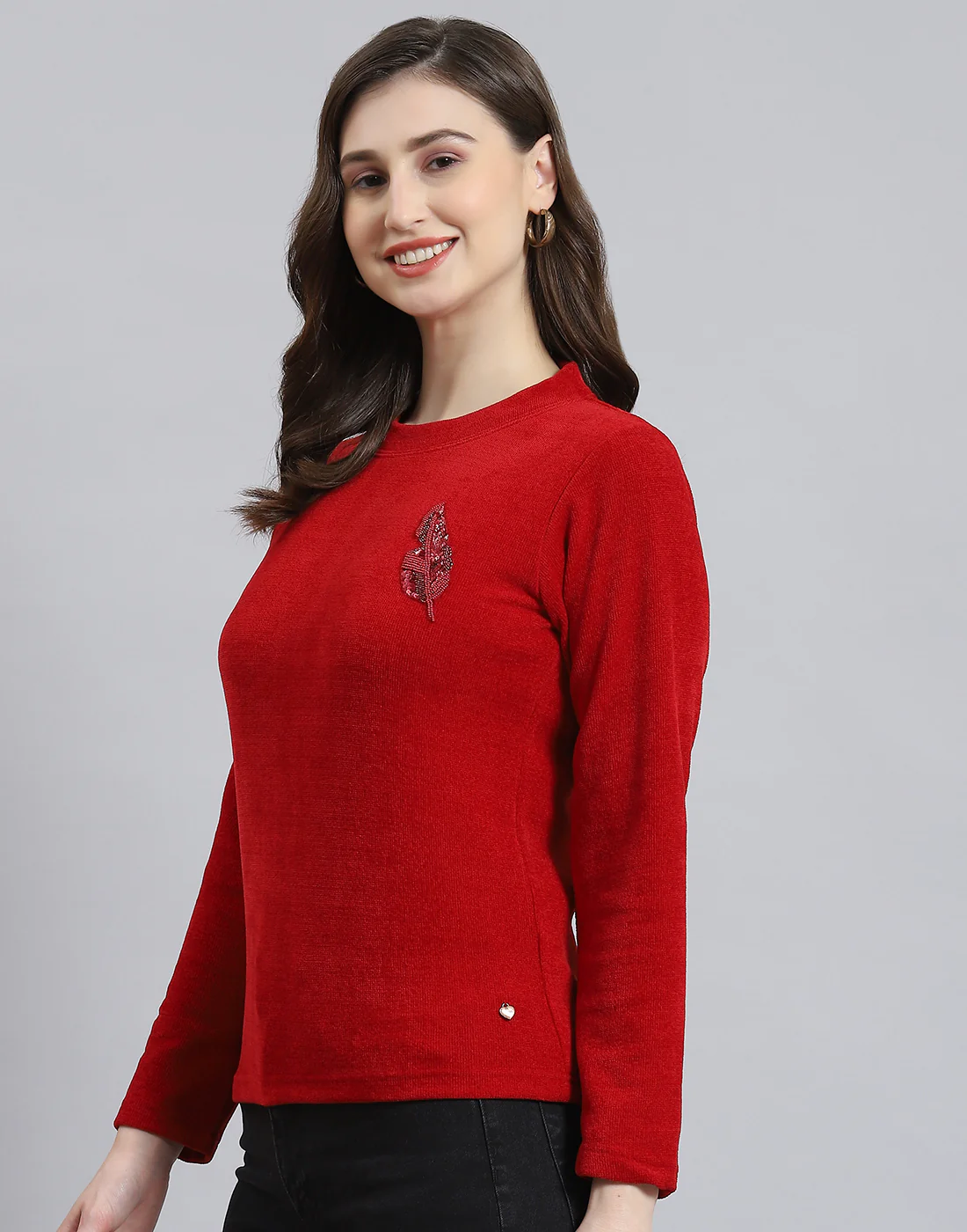 Women Red Embroidered Round Neck Full Sleeve Sweater - Image 4