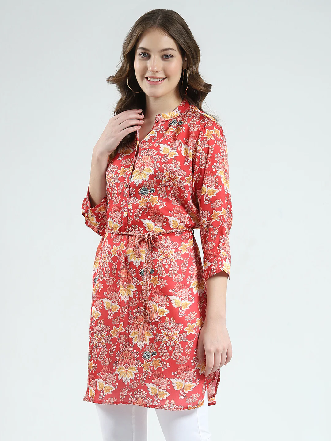 Women Red Printed Round Neck 3/4th Sleeve Tunic - Image 3