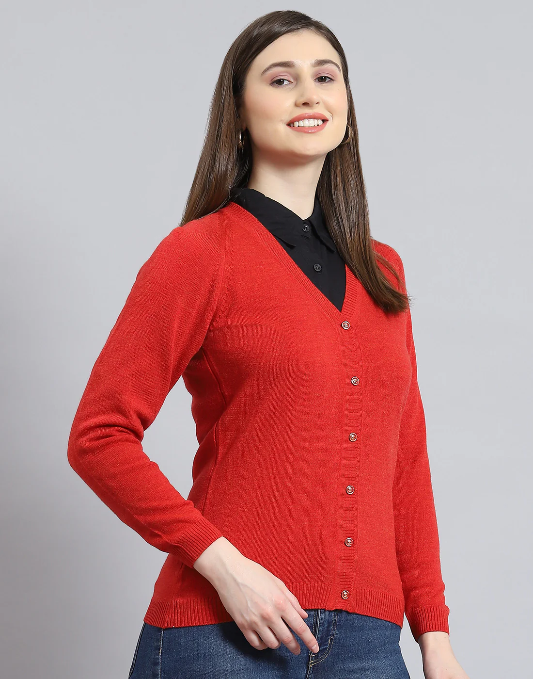 Women Red Solid V Neck Full Sleeve Cardigan - Image 4