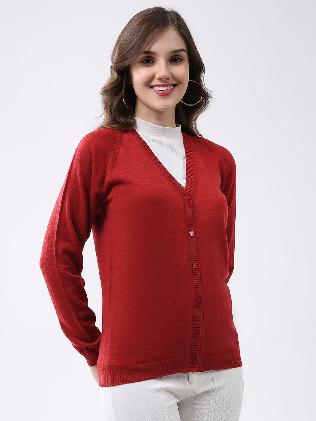 Women Red Solid V Neck Full Sleeve Cardigan - Image 4